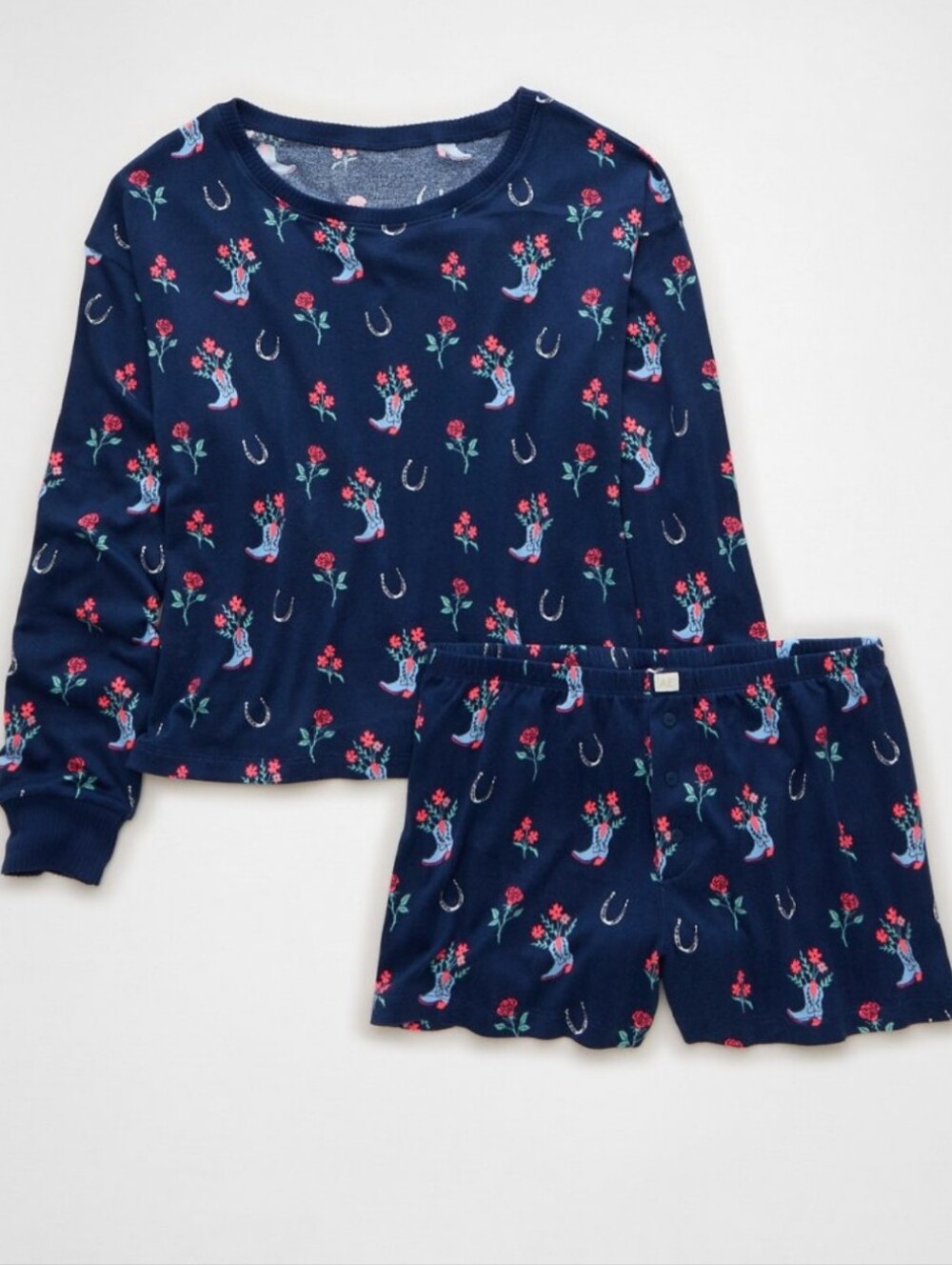 AE Luxe Plush PJ Set Shorts Size Meduim